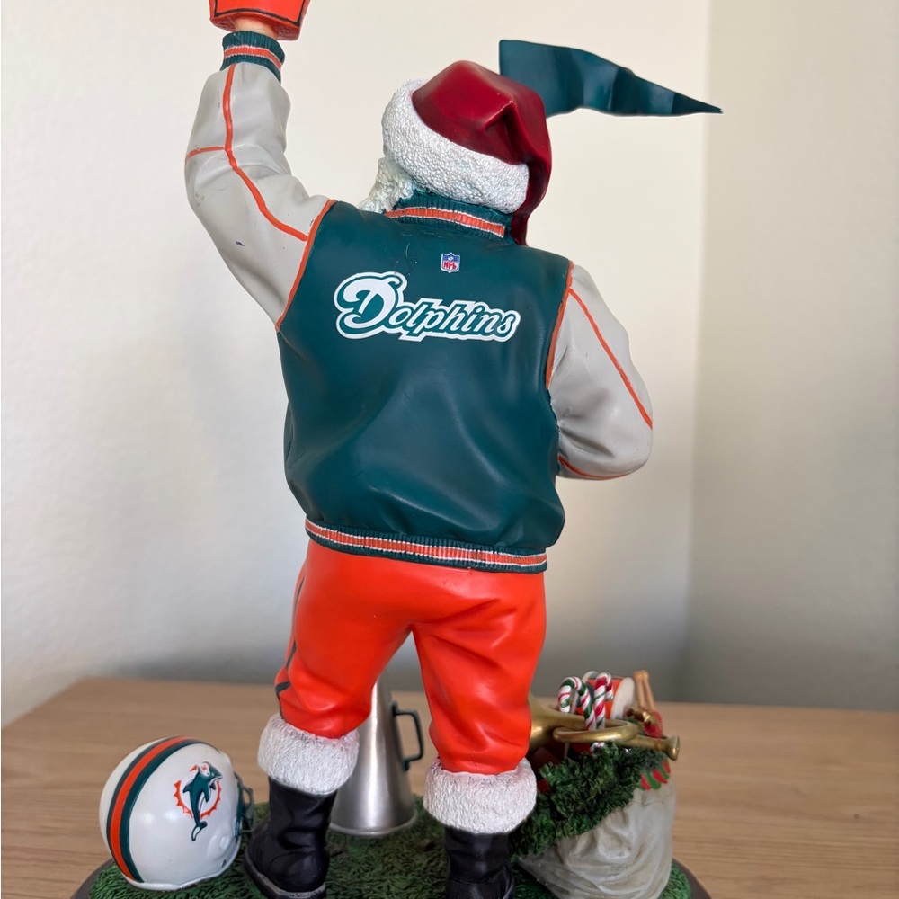 Danbury Mint Miami Dolphins Santa Figurine - - Picture 5 of 7